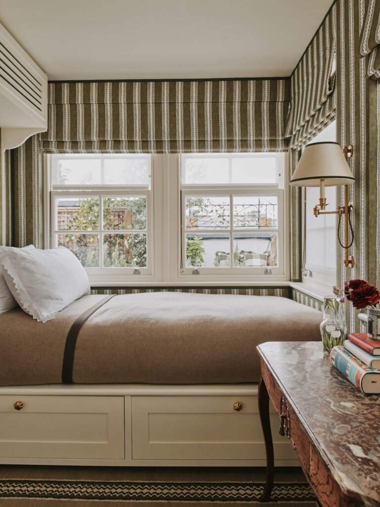 project by Salvesen Graham on designers journal by business and interiors